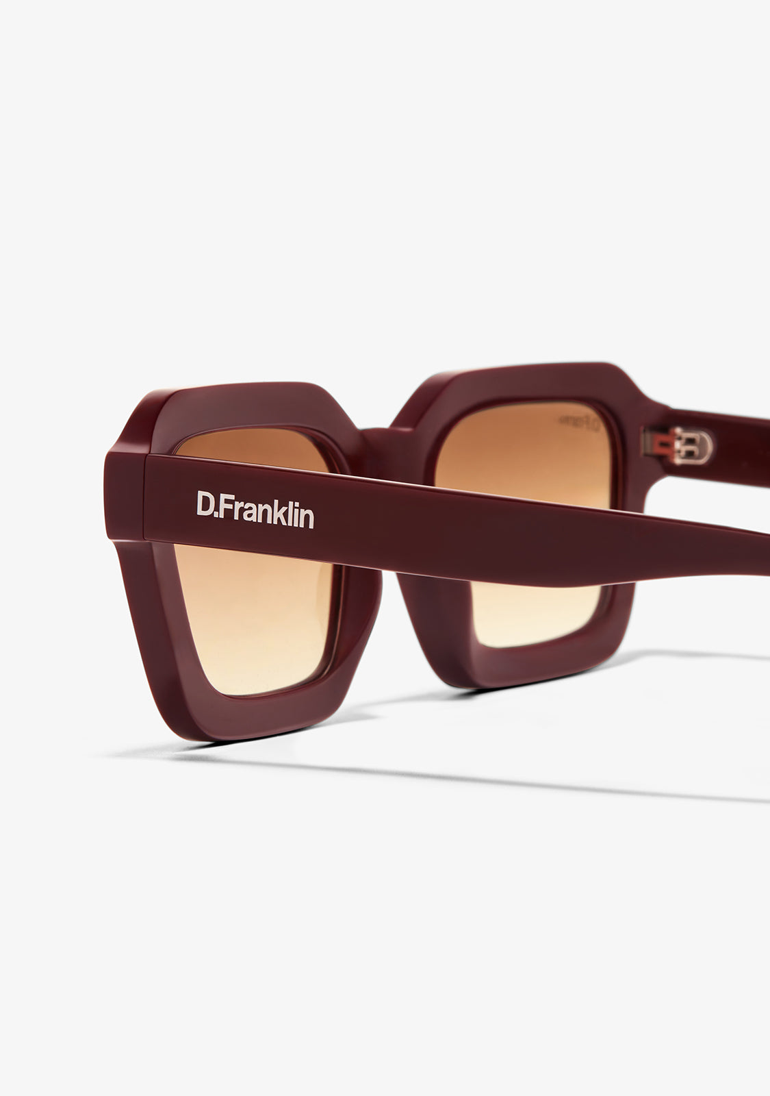 PITCH BURGUNDY / GRADIENT BROWN