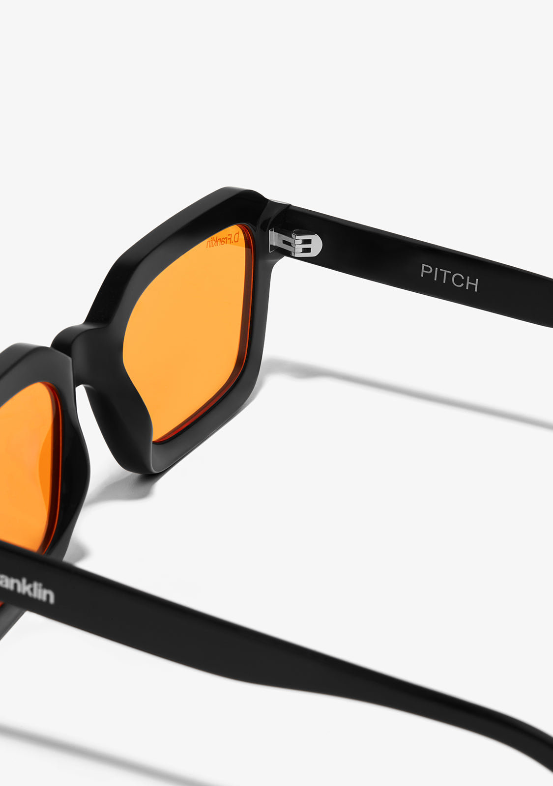 PITCH BLACK / ORANGE