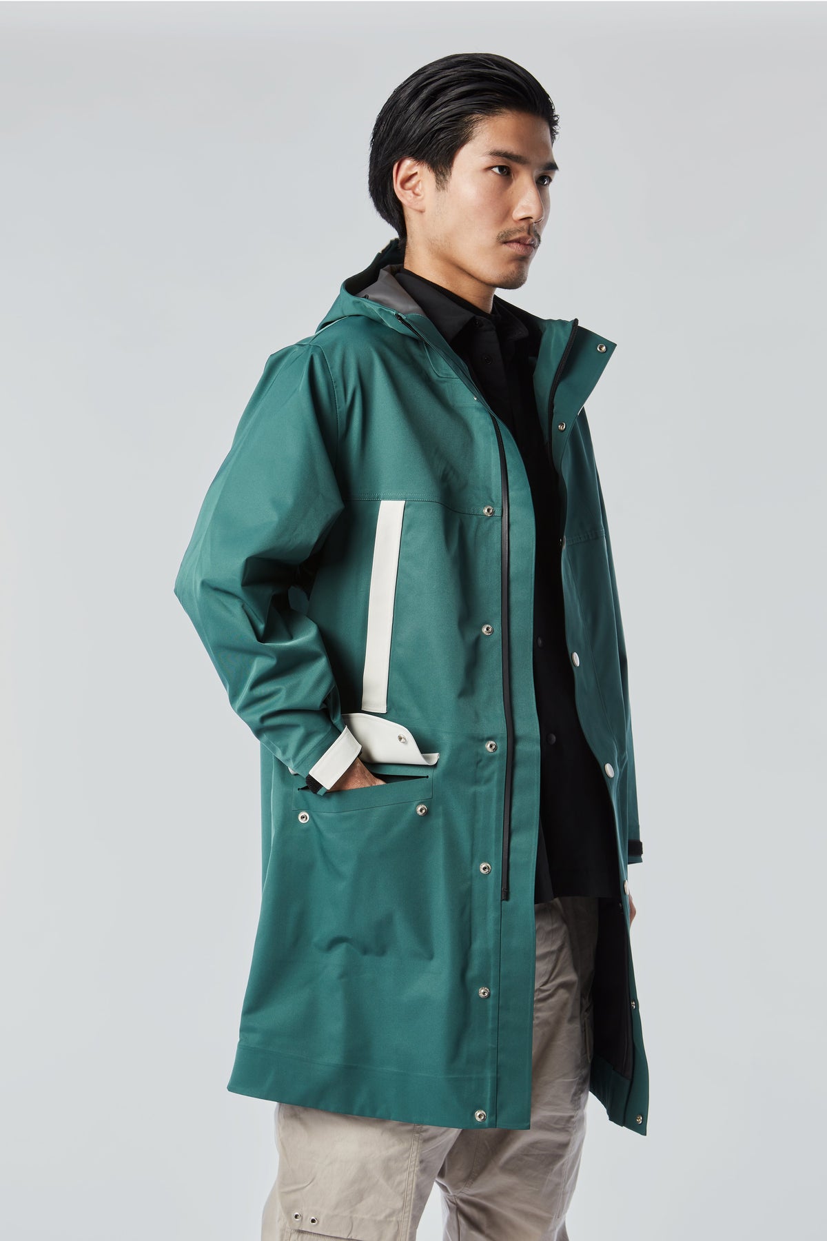 STREIM Rain Coat Green